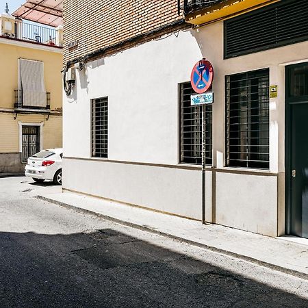 Apartamento Macarena Junto A La Basilica De La Macarena Seville Luaran gambar