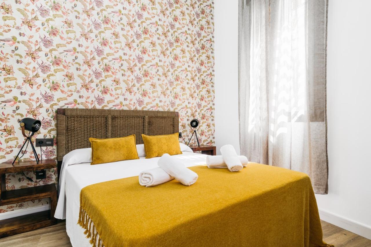 Apartamento Macarena Junto A La Basilica De La Macarena Seville Luaran gambar